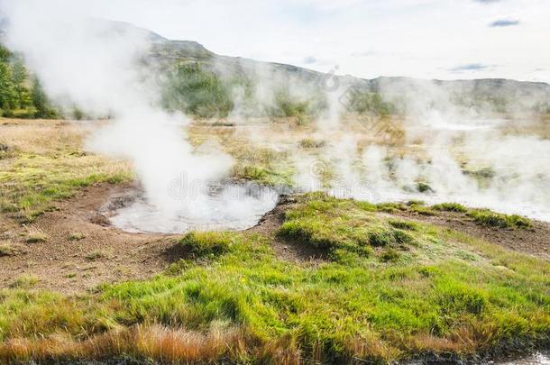 间歇喷泉水池采用赫伊卡达勒采用冰岛采用秋
