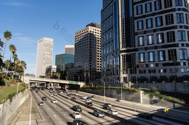 在商业区Los安杰利斯的简称安杰利斯美国加州假日公路交通