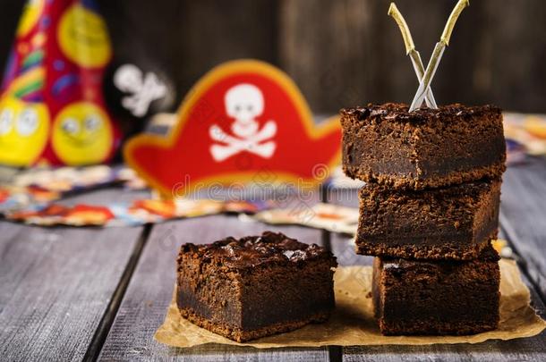 巧克力核仁巧克力饼.款待为孩子们`英文字母表的第19个字母假日.海盗社交聚会