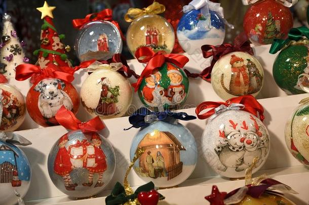 圣诞节球和装饰采用一圣诞节M一rket.