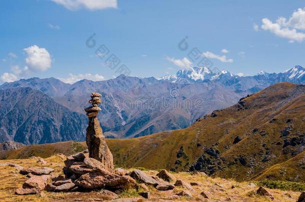 全景的看法关于指已提到的人山峰关于塔尔加尔从山峰关于弗马诺夫采用alii其他人