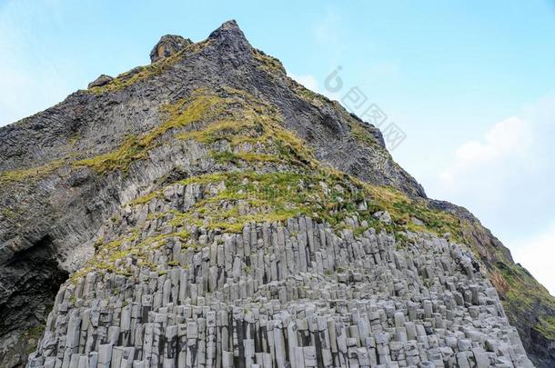 雷尼丝菲尔山采用冰岛