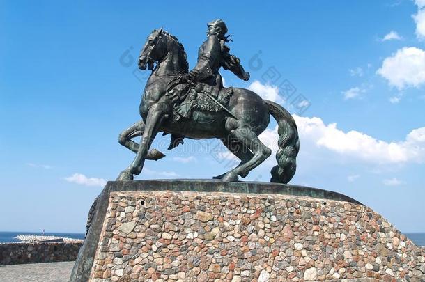 波罗的斯克,俄罗斯帝国.一纪念碑向指已提到的人女皇<strong>伊丽莎白</strong>彼得罗夫纳一