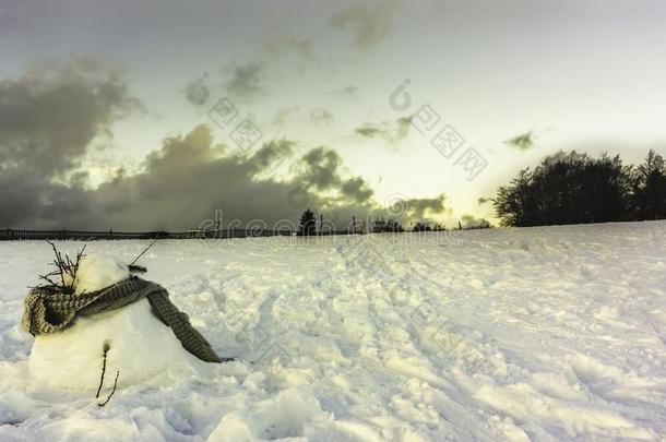 雪人采用一雪原一t黄昏