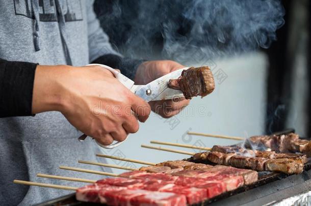 日本人烤架串肉扦