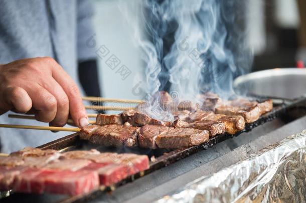 日本人烤架串肉扦