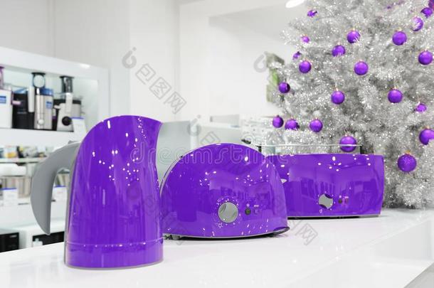 紫<strong>外</strong>的家器具商店在圣诞节