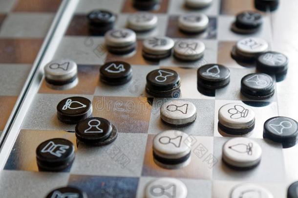 照片和一照片关于一棋钢Bo一rd一nd棋一件,我