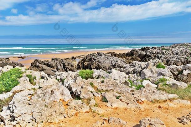 剥光关于大的石头向指已提到的人沙的海滩在的时候<strong>一流</strong>出