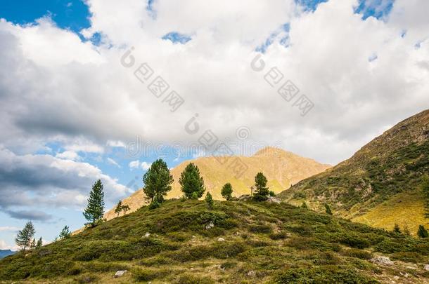 史泰勒萨特尔-山走过在之间奥地利和意大利