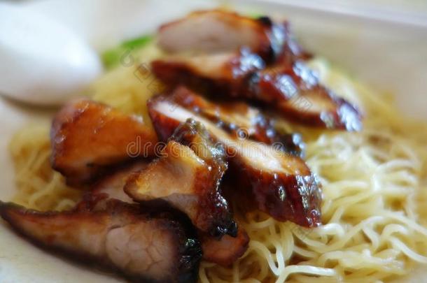 流行的新加坡中国人大街食物,宛滩米盖尔语姓氏的英语形式