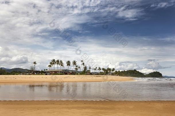 热带的海滩在登嘉楼,马来西亚