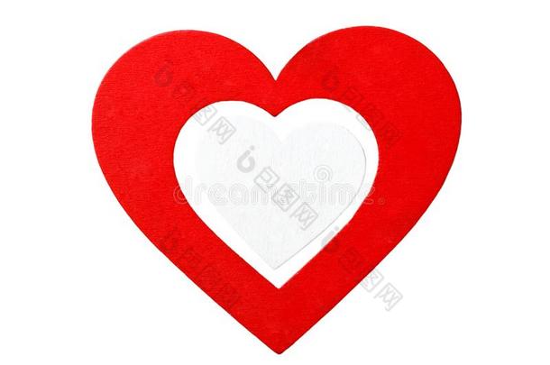 红色的木制的心,隔离的向白色的背景.装饰的心