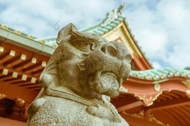 科梅努雕像警卫关于坎达河美津<strong>日本的</strong>神道教圣地采用东京,<strong>日本的</strong>椰子牛轧