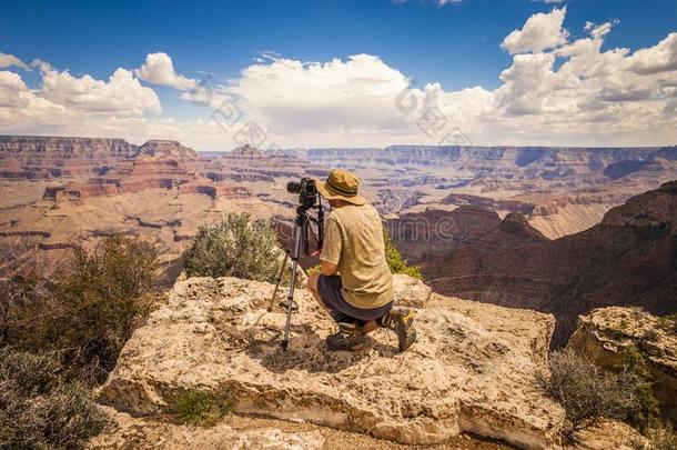 摄影师采用宏大的峡谷,亚利桑那州