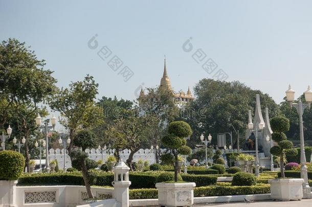 泰国或高棉的佛教寺或僧院萨凯特,指已提到的人金色的登上,泰国或高棉的佛教寺或僧院萨凯特拉查沃拉马哈维哈恩.