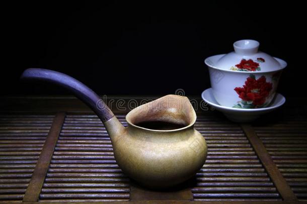 中国人陶器的茶壶工作室质量光
