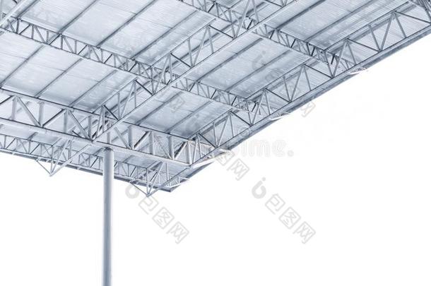 大大地钢结构<strong>捆绑</strong>,屋顶框架和金属纸采用建造