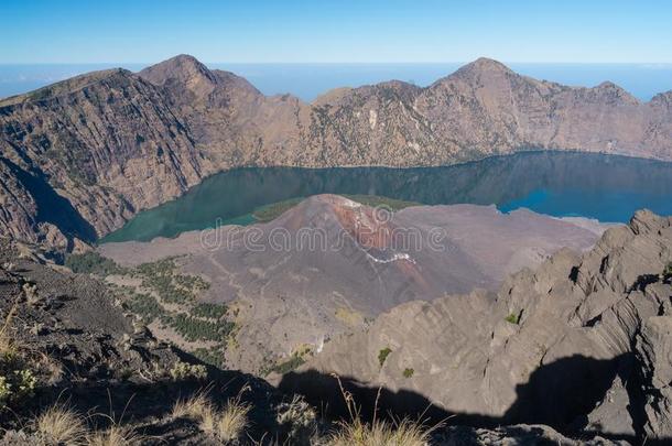 林贾尼积极的火山风景,龙目岛岛,印尼