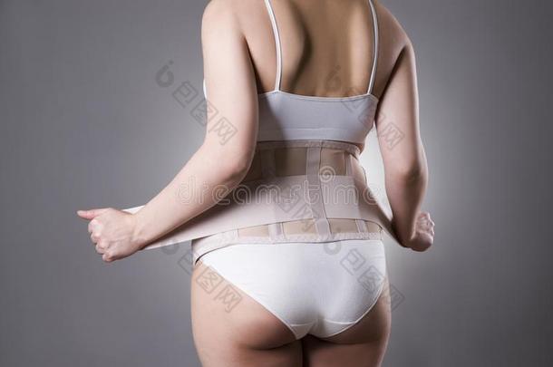 怀孕的女人和整形手术的支持腰带,怀孕绷带
