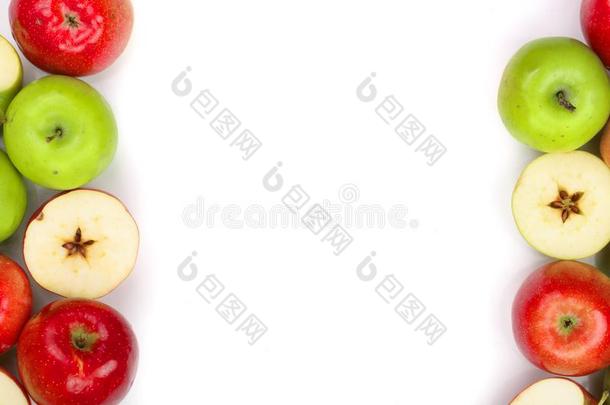 <strong>红色</strong>的和绿色的苹果隔离的向白色的背景和复制品土壤-植物-<strong>大气</strong>连续体