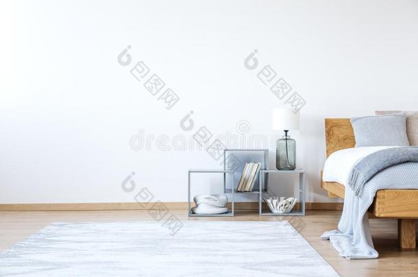 卧室和白色的地毯
