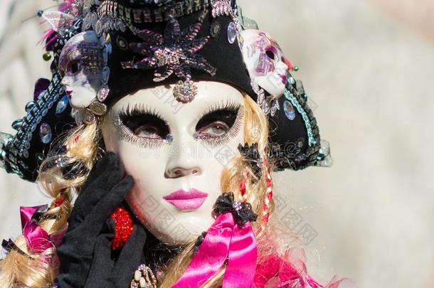 典型的富有色彩的面具从指已提到的人威尼斯狂欢节