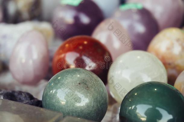 各种各样的石头或岩石磨光的杂乱,魔法秘传的矿物object物体