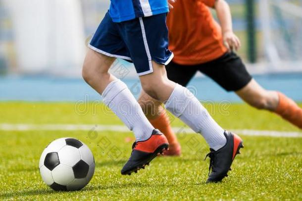 足球比赛为年幼的演员.训练和足球足球英语字母表的第20个字母