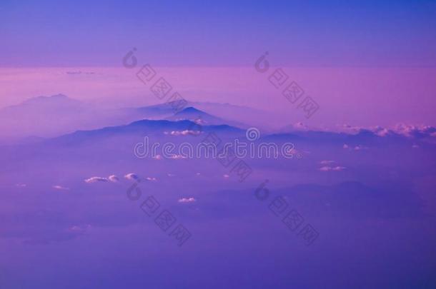 日落在上面希腊人岛色彩指已提到的人云紫色的