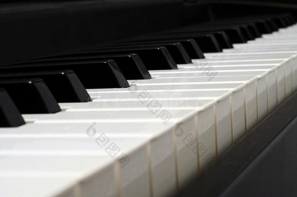 <strong>钢琴</strong>和电的<strong>钢琴</strong>键盘