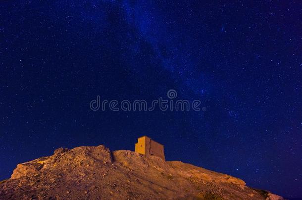 夜看法从河中的小岛内室哈杜,地图集山,非洲