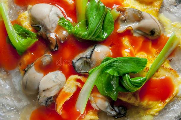 台湾传统的小吃,牡蛎煎蛋卷
