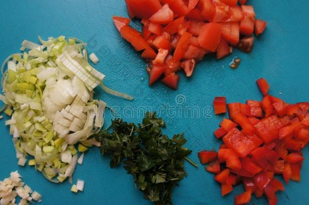 蔬菜将切开为沙拉