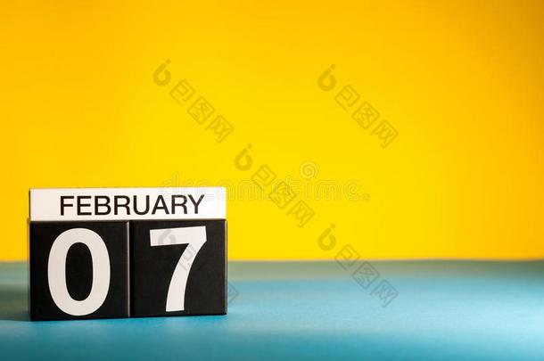 二月7Thailand泰国.一天7关于二月m向Thailand泰国,日历向黄色的后面