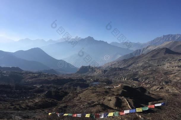 穆克蒂纳特山谷采用野马地区,尼泊尔采用W采用ter.