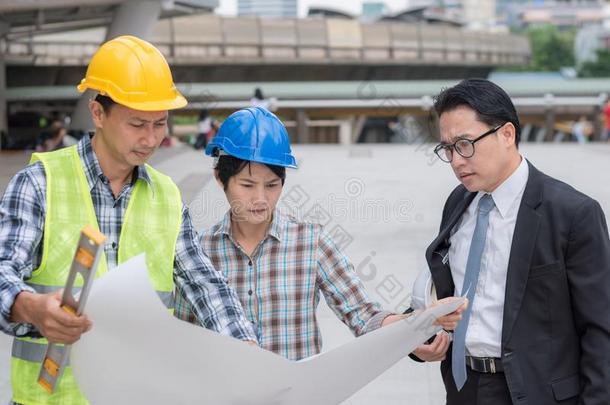 工程建筑物协力观念:专业的引擎