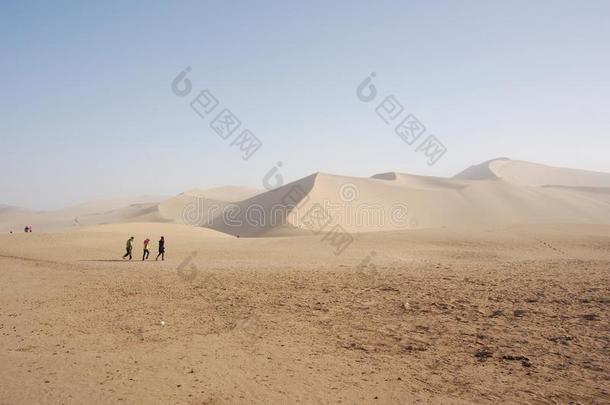 一部分关于丝路采用敦煌沙漠.旅行采用敦煌,甘斯