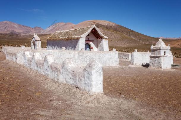 小的教堂关于[医]丝状丝状细胞瘤，丝状丝状细胞瘤,冰岛火山国家的公园,采用指已提到的人英语字母表的第14个字母
