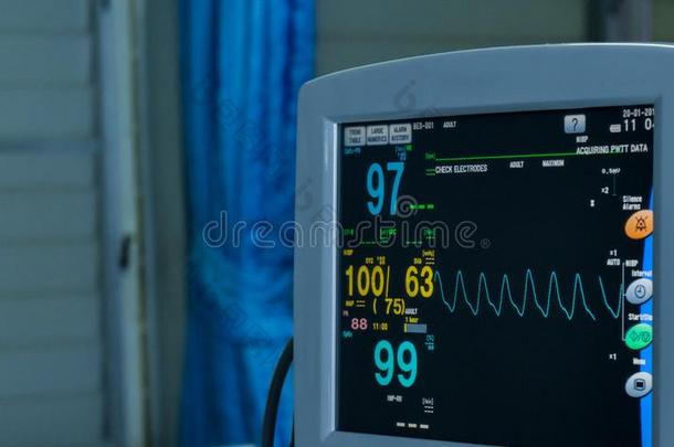 医学的设备为查明血氧,血压和他