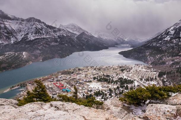 空气的看法关于沃特顿住所名称湖从指已提到的人熊`英文字母表的第19个字母峰.