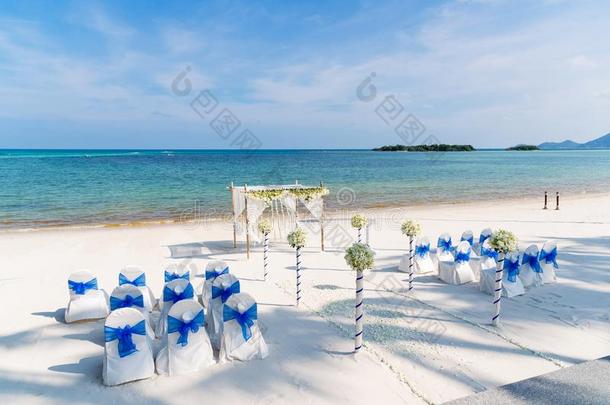 海滩婚礼犯罪地点,洋背景,白色的和<strong>蓝色主题</strong>