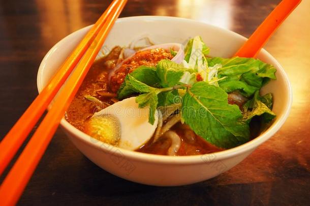 阿亚姆中国咖喱米粉<strong>汤面</strong>,指已提到的人马六甲食物在琼克大街,马来西亚