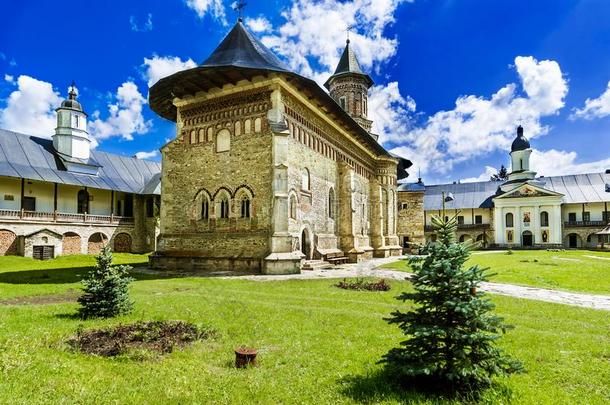 尼安特,摩尔达维亚,罗马尼亚:中古的石头教堂采用Bucov采用a,norite苏长岩