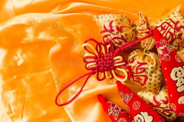 幸福的新的年祝福袋,怀有希望的结,中国人结,吝啬鬼