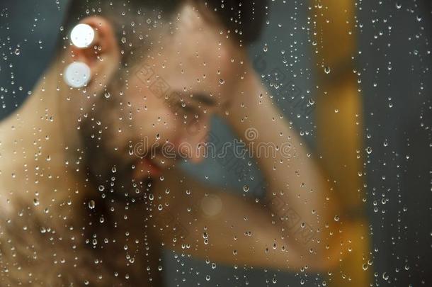 学士男人每日的常规迷人的阵雨单一的生活方式康塞普