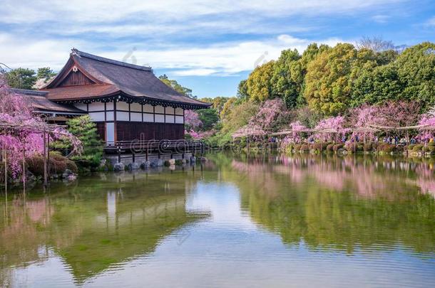 日本人-方式花园采用平安时代的Shr采用e