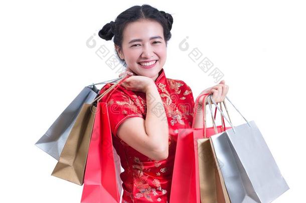年幼的亚洲人女人穿着中国人衣服<strong>传统</strong>的<strong>旗袍</strong>或气