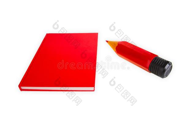 红色的书和红色的笔