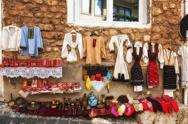 马其顿的传统的衣服
